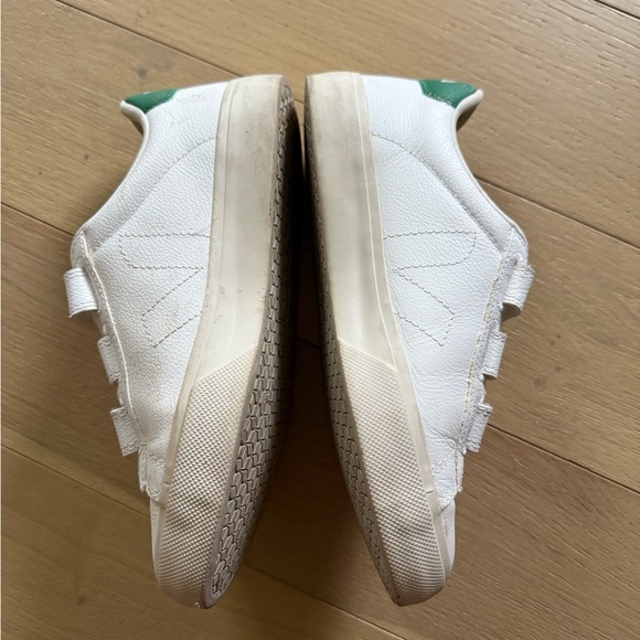 Veja Recife White Velcro Sneakers - Picture 4 of 7